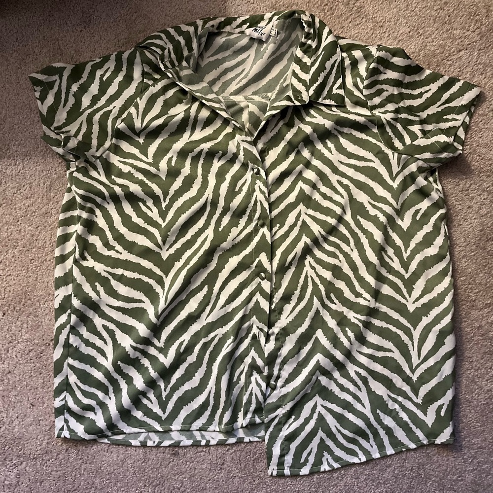 Green Zebra Print Blouse